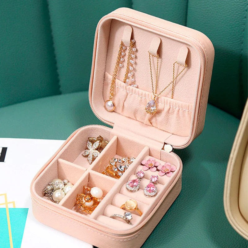 Mini Jewelry Travel Case (Multicolor)